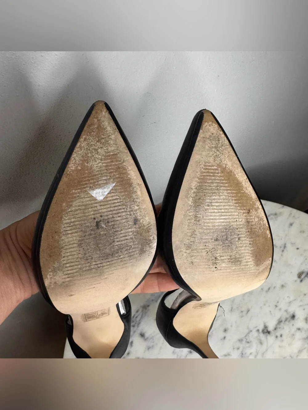 White House Black Market Catalia Heels Size 5 Leather Shoes Black white
